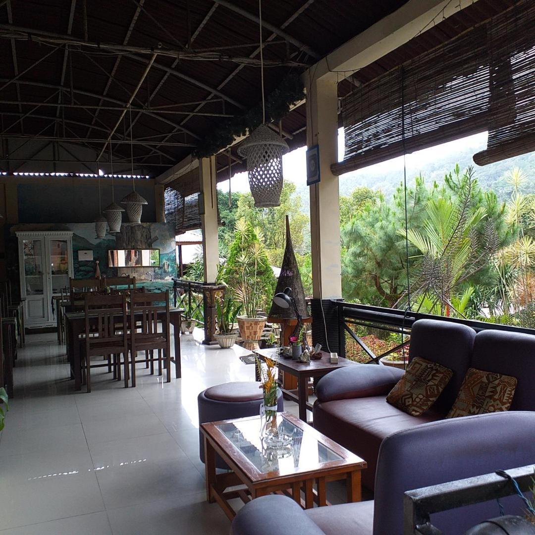 Mountain View Resort & Spa Tomohon Exteriör bild